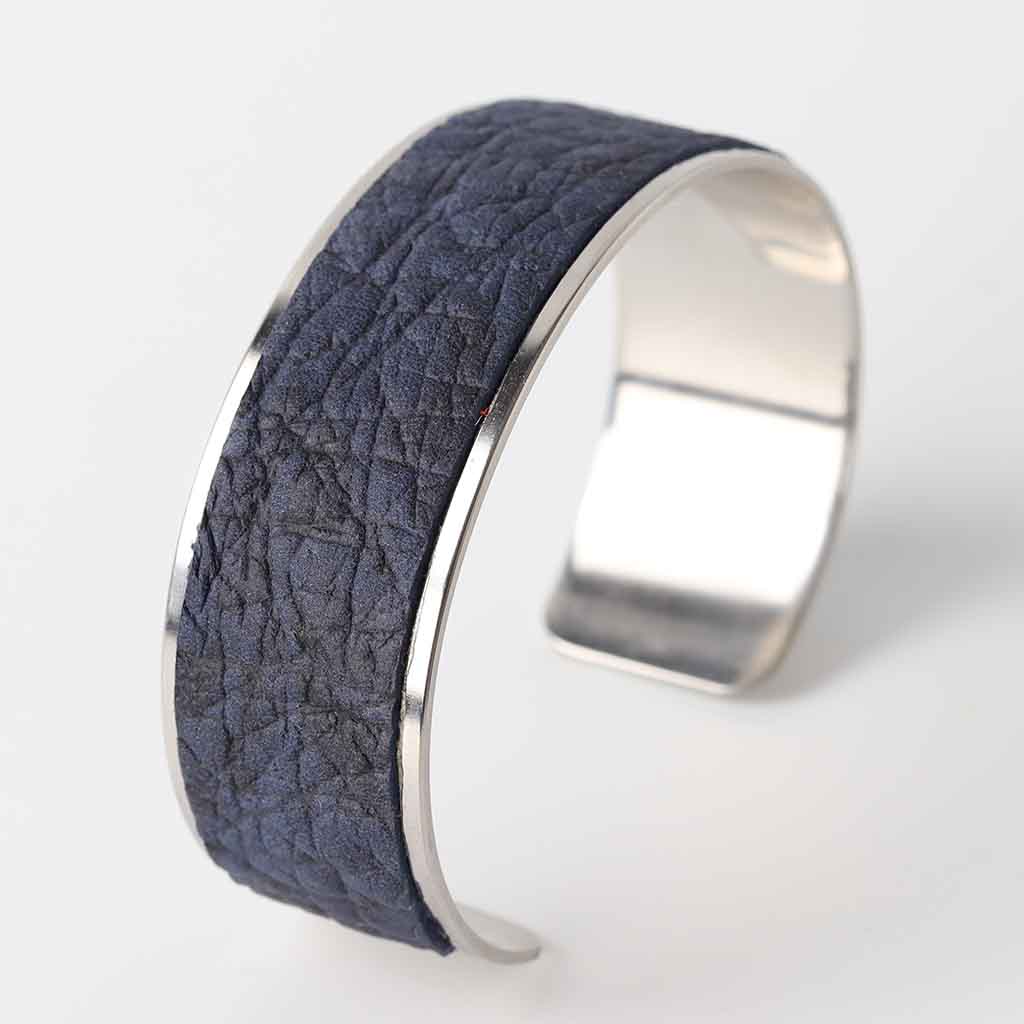 unisex leather cull bracelet with blue leather and polished stainless steel for silver look