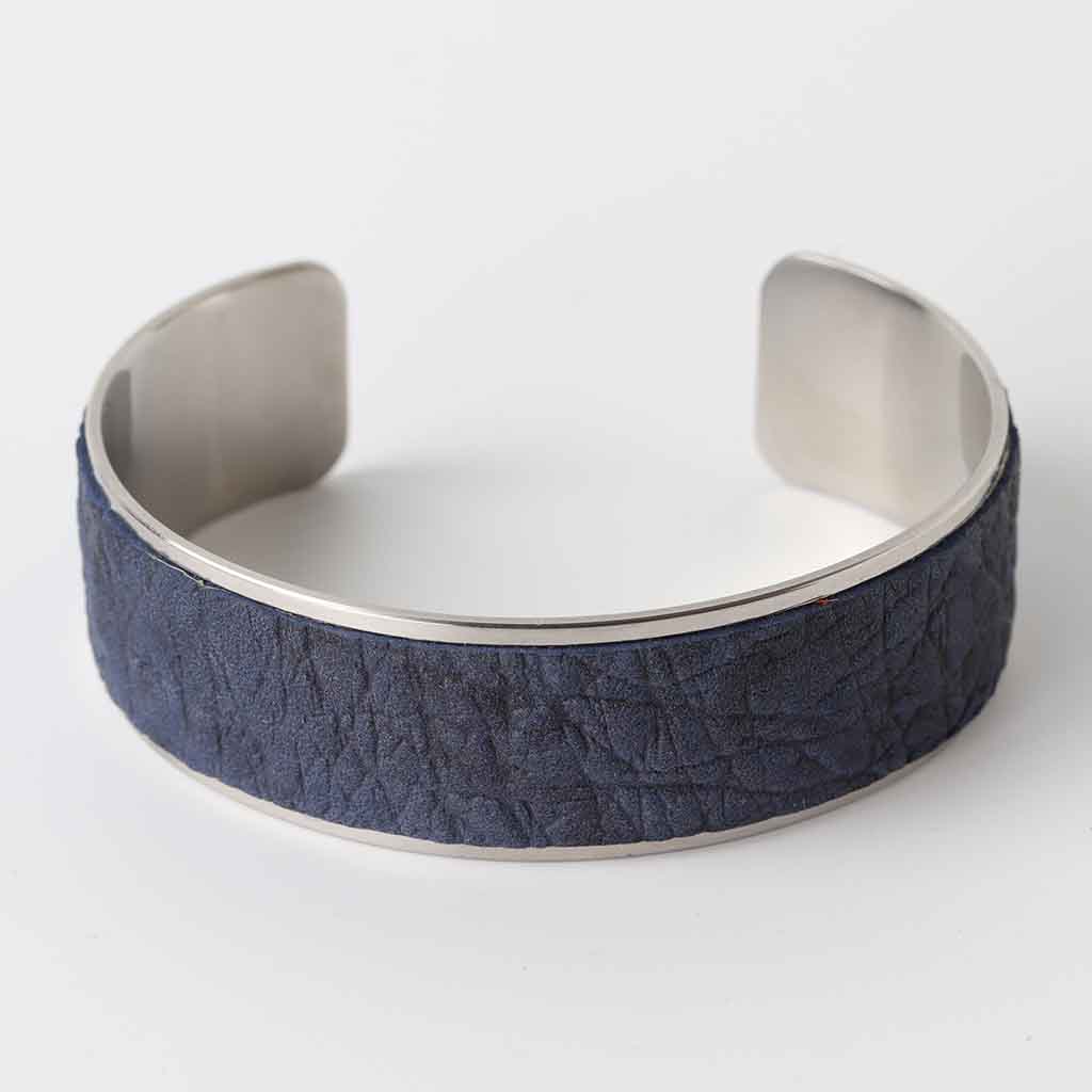 Blue Masai cuff bracelet for ladies by kaseta