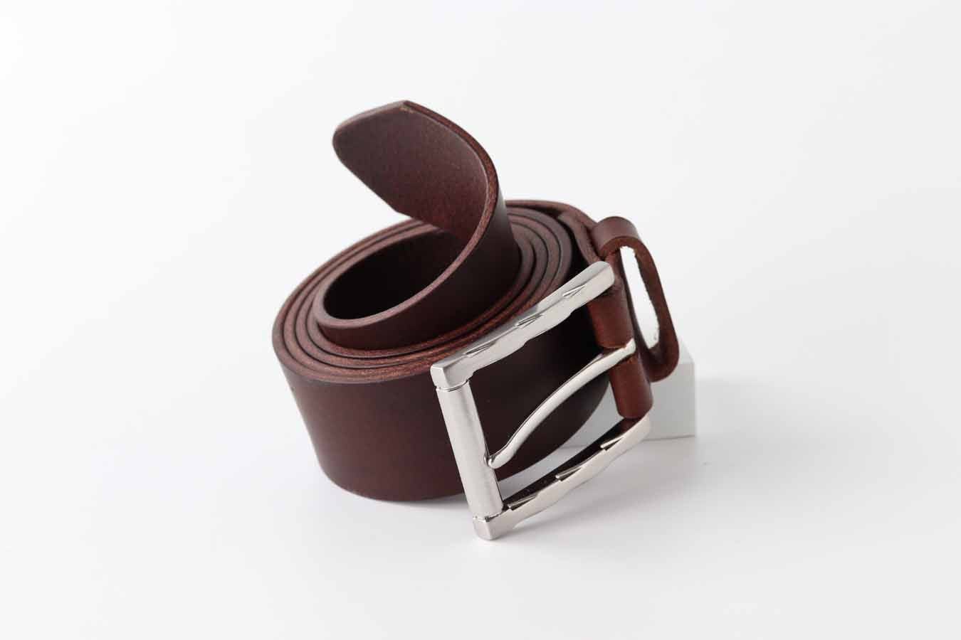 Men's Leather Belt / Tuscan - Chocolate / by Kaseta