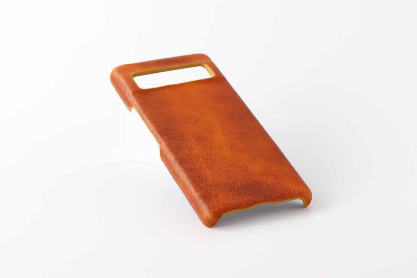 google pixel 7a leather hard case, cover. In tan, aged looking leather