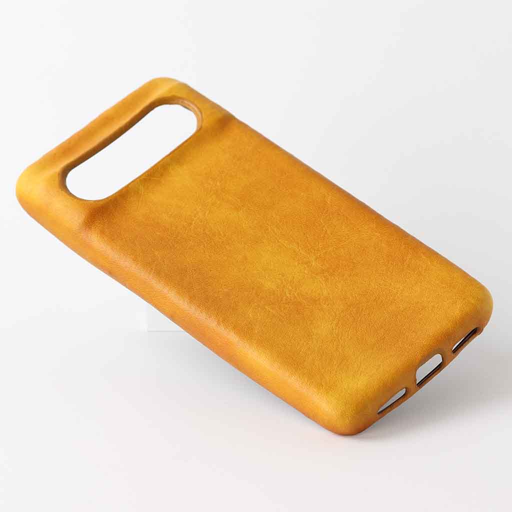 Pixel 8 leather case by Kaseta in buckskin colour