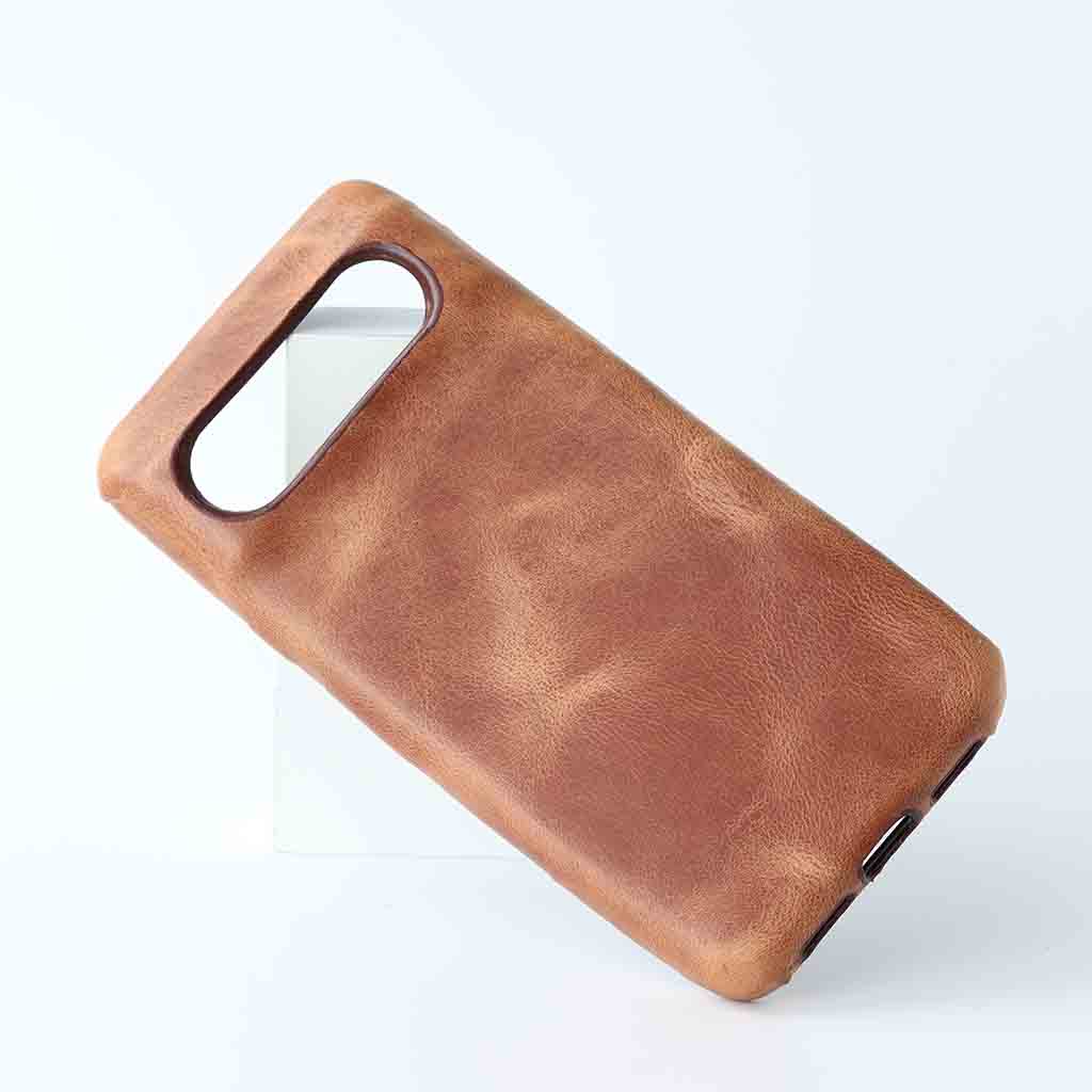Pixel 8 and Pixel 8 Pro Cream Leather Case / by Kaseta