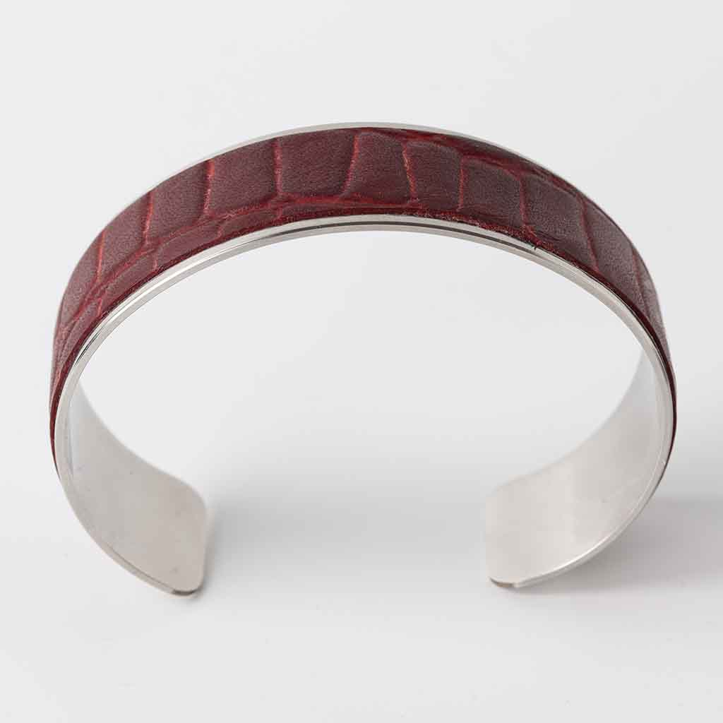 Cuff Bracelet for women with burgundy crock leather and stainless steel by Kaseta 