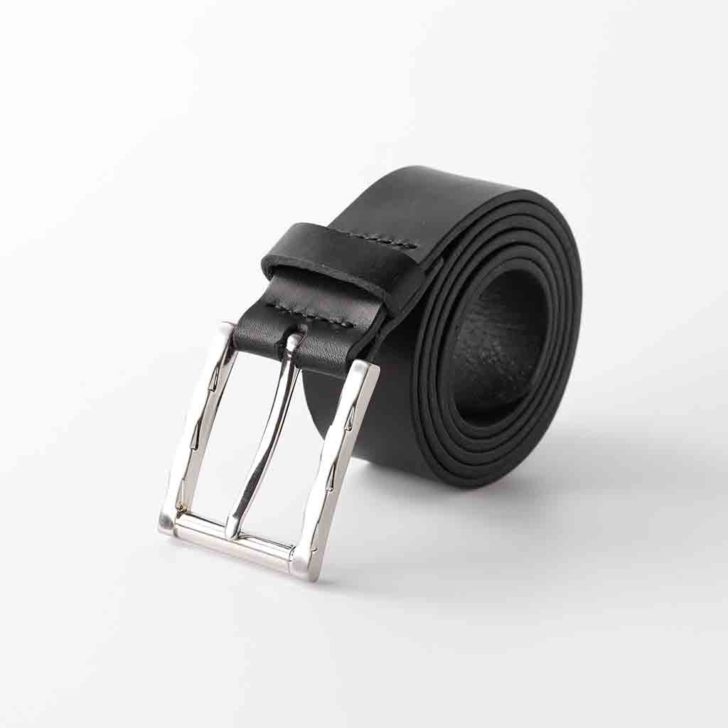 mens's black leather belt Tuscan