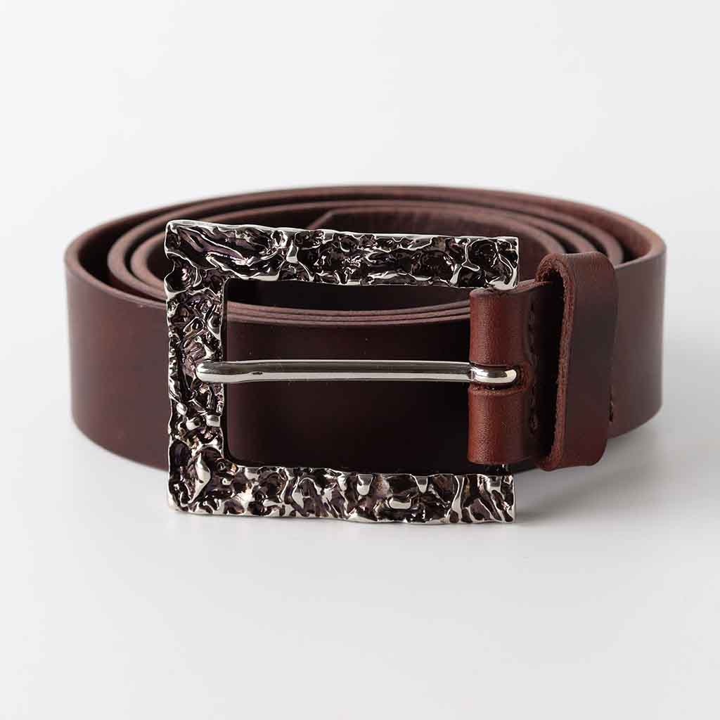 "Laro" Kaseta's Chocolate leather belt for men with aged buckle