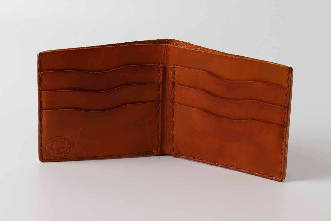 bifold leather wallet / tan / 