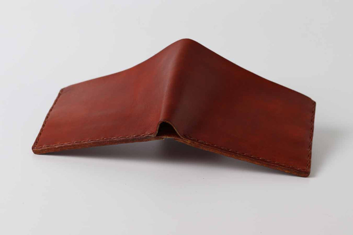 minimalist leather wallet