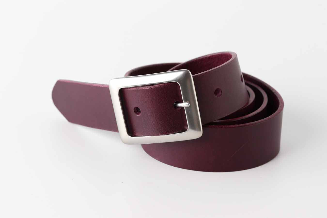 purple leather belt / kaseta