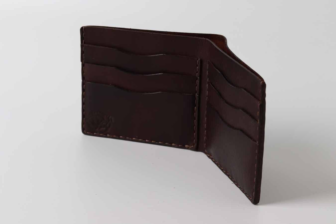 bifold leather wallet / handmade by Kaseta