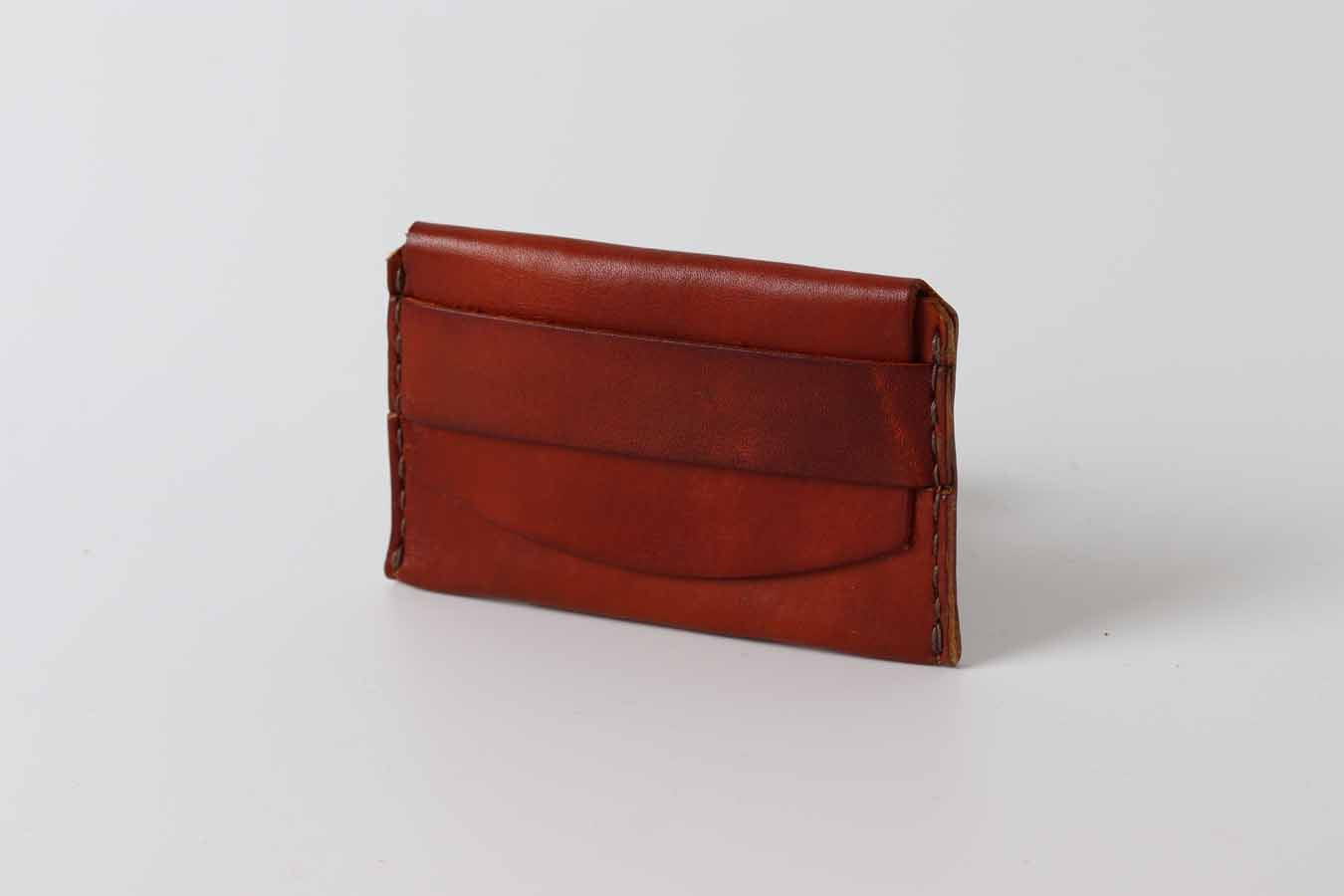 minimalist brown leather coin pouch